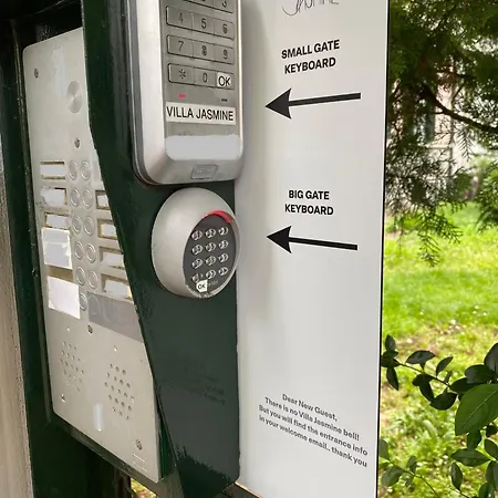 Πανσιόν Jasmine Μπολζάνο